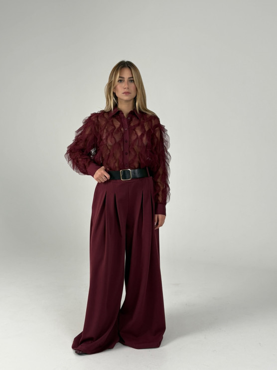 Pantalonii palazzo